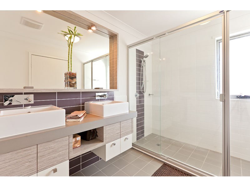 12 Esk Crescent, Wakerley QLD 4154