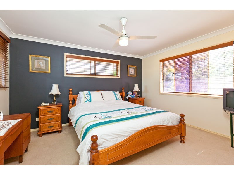 7 Rosewood Street, Birkdale QLD 4159