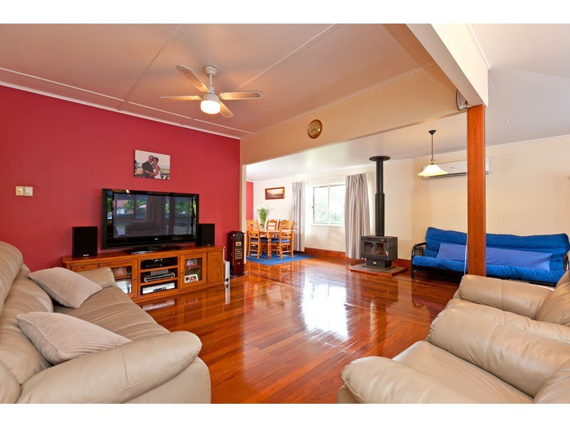 254 Whites Road, Lota QLD 4179