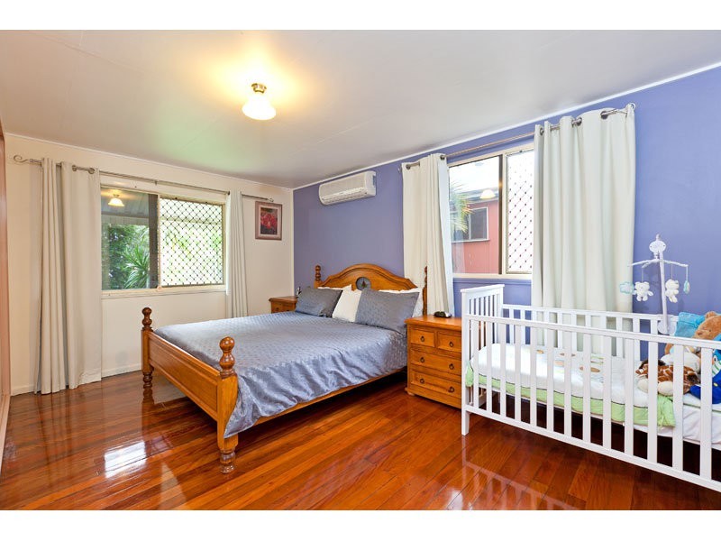 254 Whites Road, Lota QLD 4179