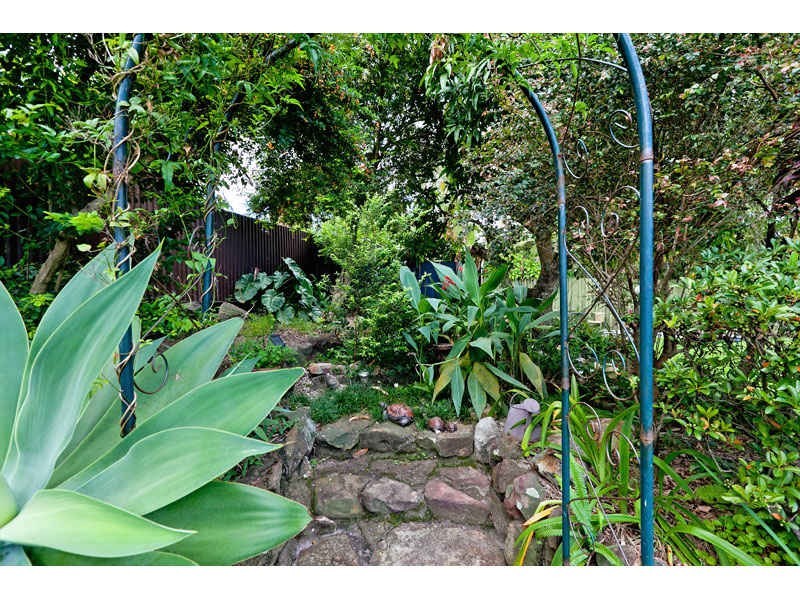 254 Whites Road, Lota QLD 4179