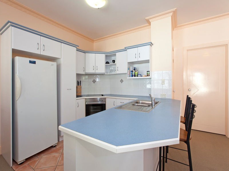 8/68 Shore Street East, Cleveland QLD 4163