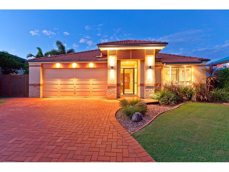 3 Truro Court, Redland Bay QLD 4165