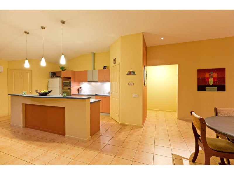 3 Truro Court, Redland Bay QLD 4165