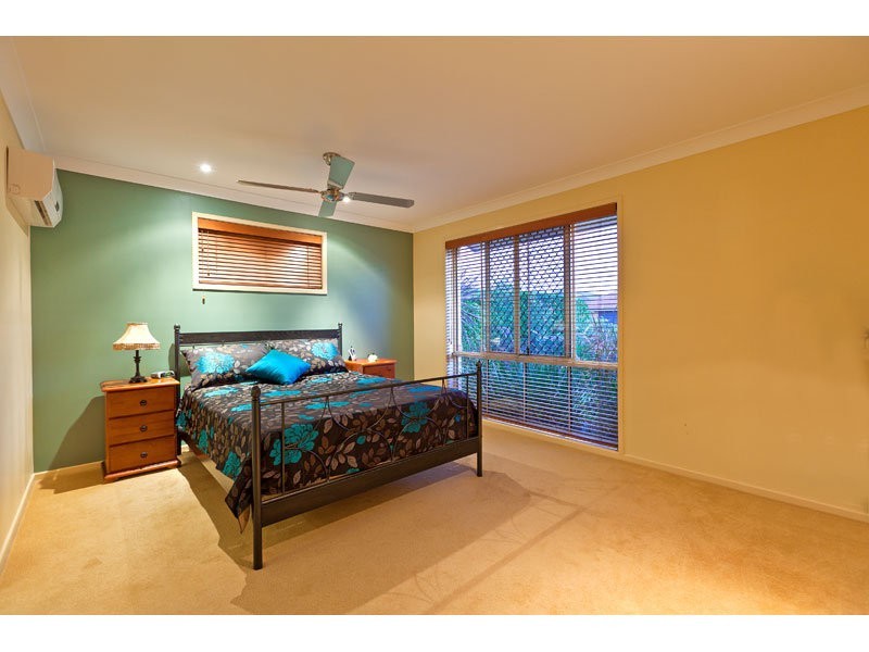 3 Truro Court, Redland Bay QLD 4165