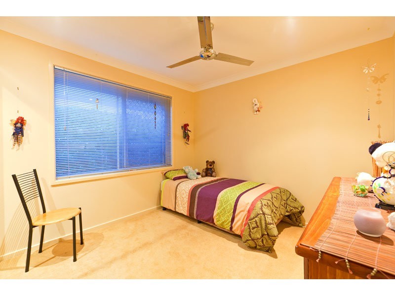 3 Truro Court, Redland Bay QLD 4165