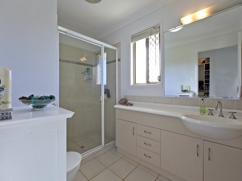 13 Braemar Street, Redland Bay QLD 4165