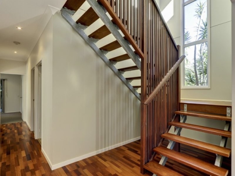 9 Dennison Court, Redland Bay QLD 4165