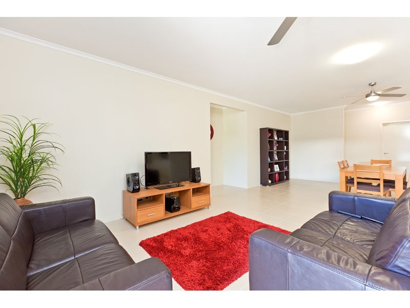 33 Ronnie Street, Cleveland QLD 4163