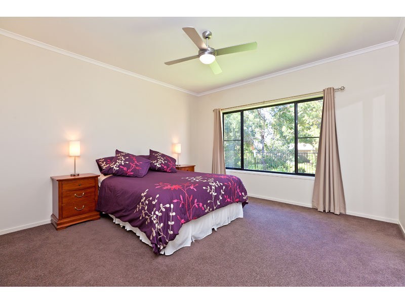 33 Ronnie Street, Cleveland QLD 4163