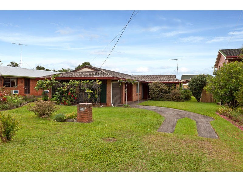 8 Scott Street, Redland Bay QLD 4165