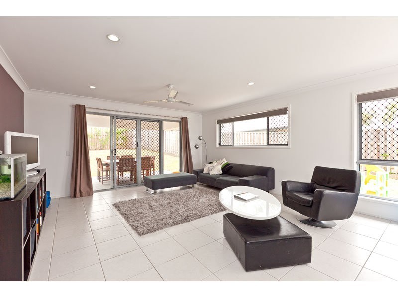 8 Scribbly Gum Drive, Mount Cotton QLD 4165