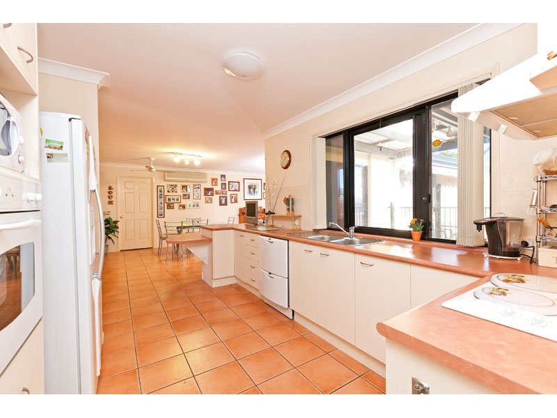 18 Brookvale Drive, Victoria Point QLD 4165