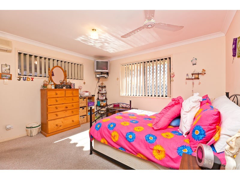 18 Brookvale Drive, Victoria Point QLD 4165