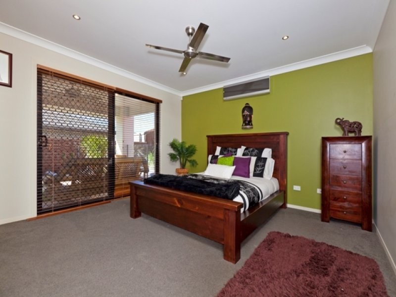 15 Tudar Place, Thornlands QLD 4164