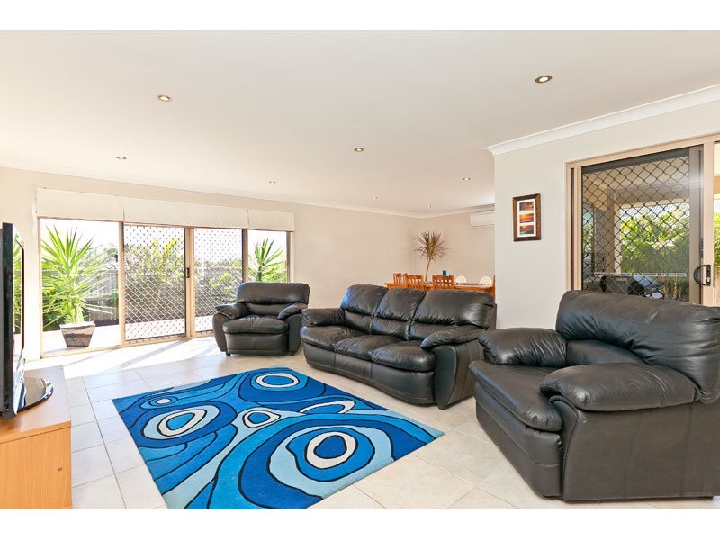 5 Coachwood Street, Redland Bay QLD 4165