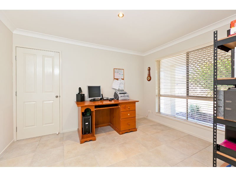 5 Coachwood Street, Redland Bay QLD 4165
