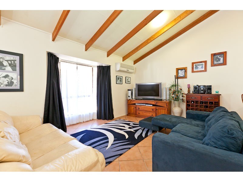 20 Sunningdale Drive, Redland Bay QLD 4165