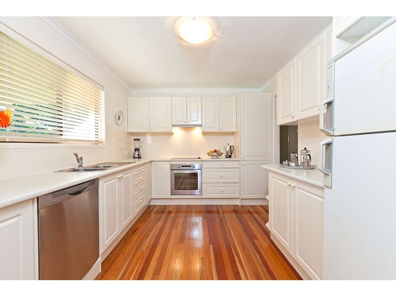 11 Werong Crescent, Cleveland QLD 4163