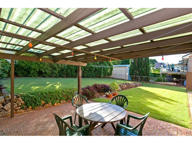 11 Werong Crescent, Cleveland QLD 4163