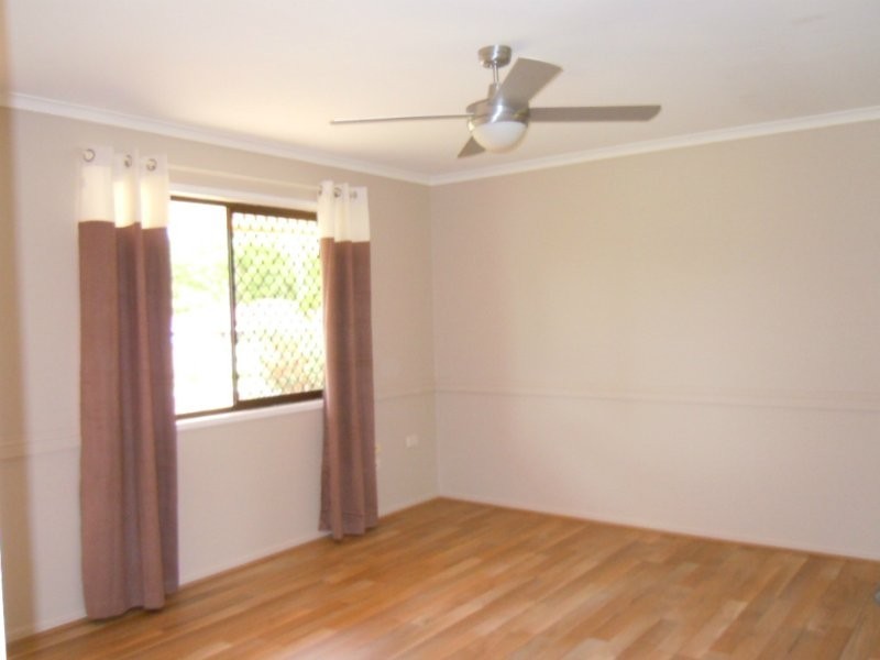 35 Lawn Terrace, Capalaba QLD 4157