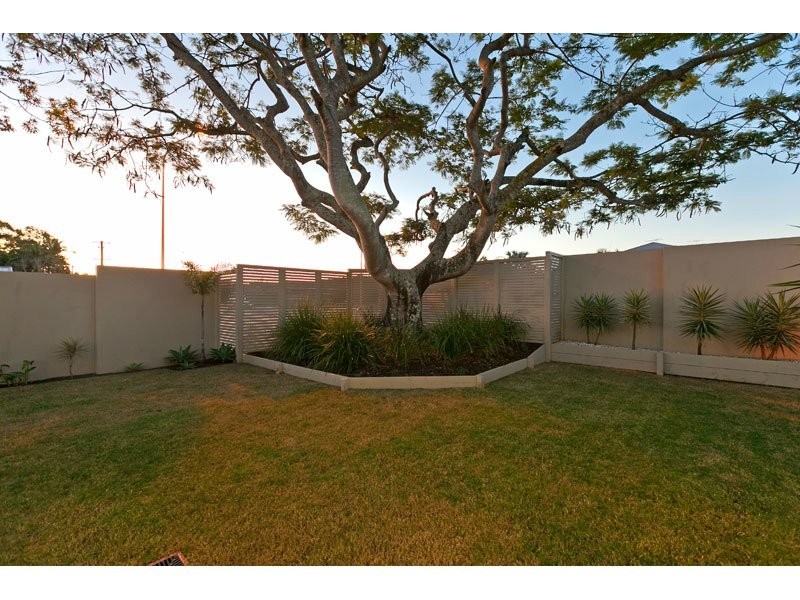 2 Rosemary St, Thornlands QLD 4164