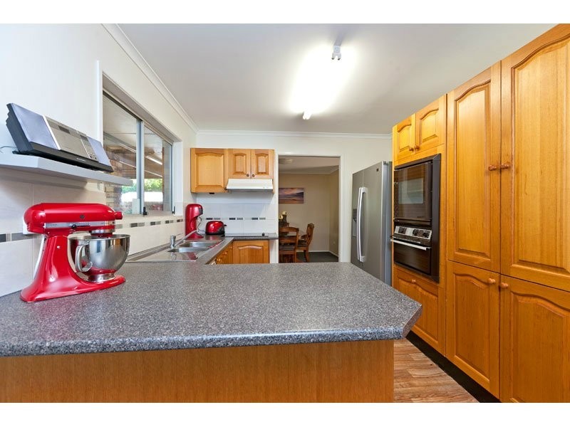 9 Magnolia Parade, Victoria Point QLD 4165