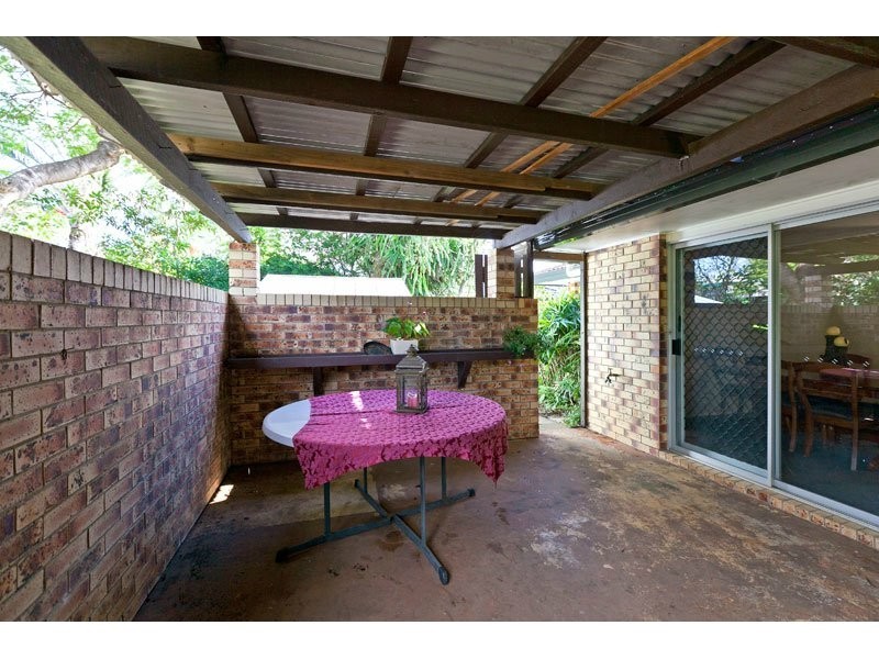 9 Magnolia Parade, Victoria Point QLD 4165