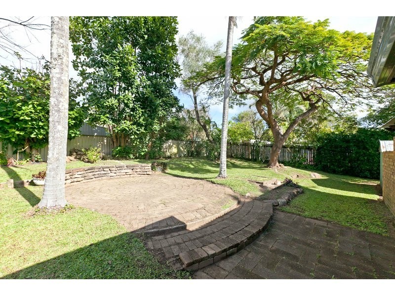 9 Magnolia Parade, Victoria Point QLD 4165