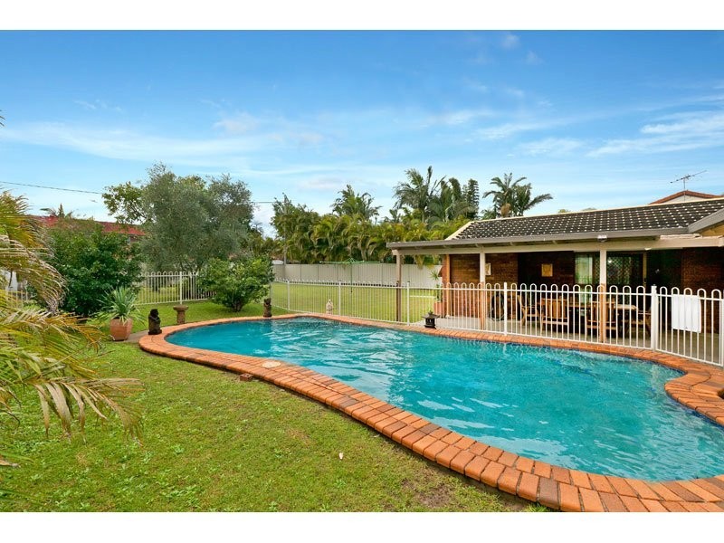 14 Prescoter Drive, Victoria Point QLD 4165