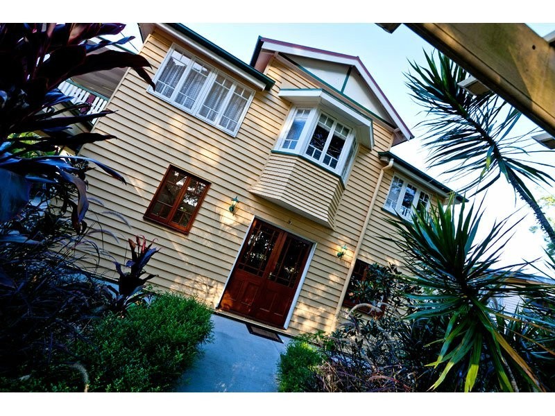75 Main Road, Wellington Point QLD 4160