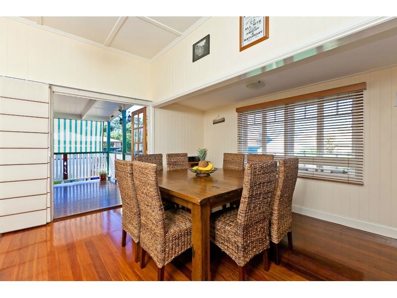 75 Main Road, Wellington Point QLD 4160