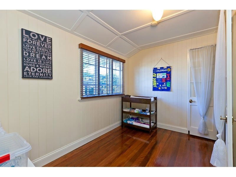 75 Main Road, Wellington Point QLD 4160