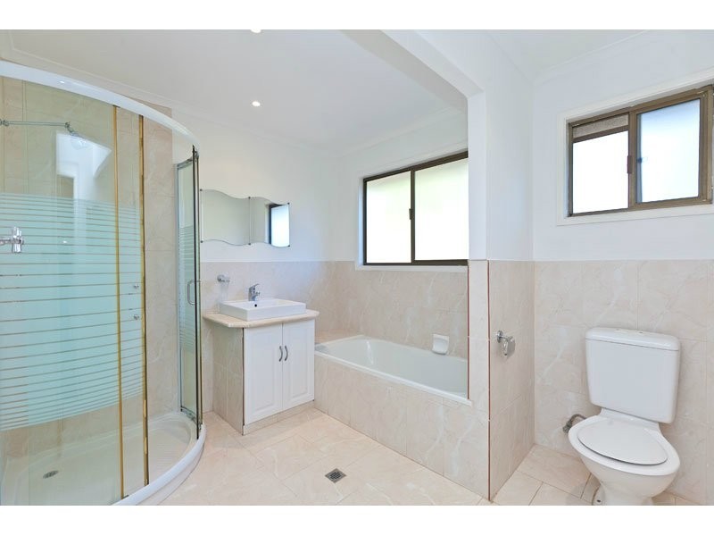 7 Raymond Street, Birkdale QLD 4159