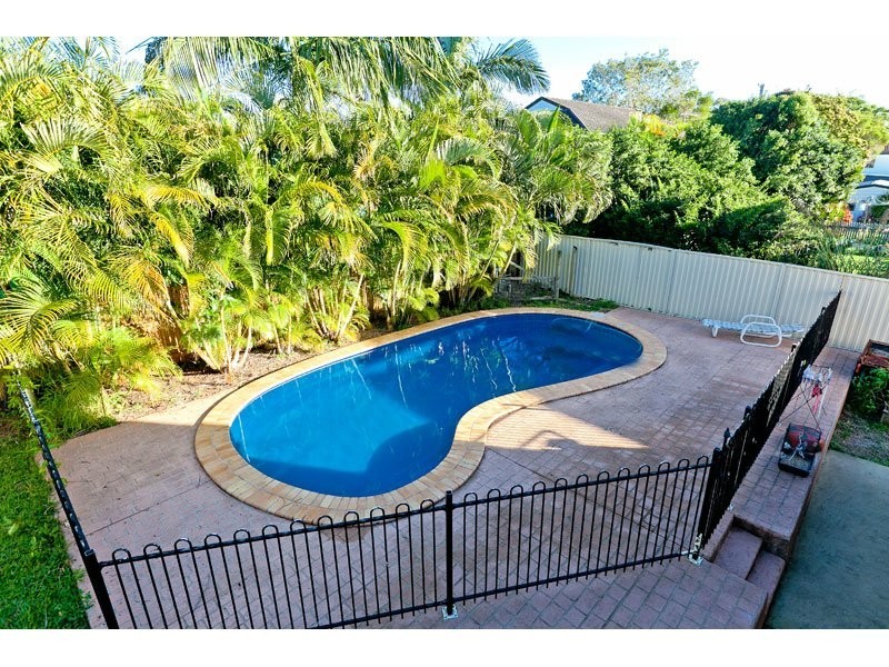 7 Raymond Street, Birkdale QLD 4159