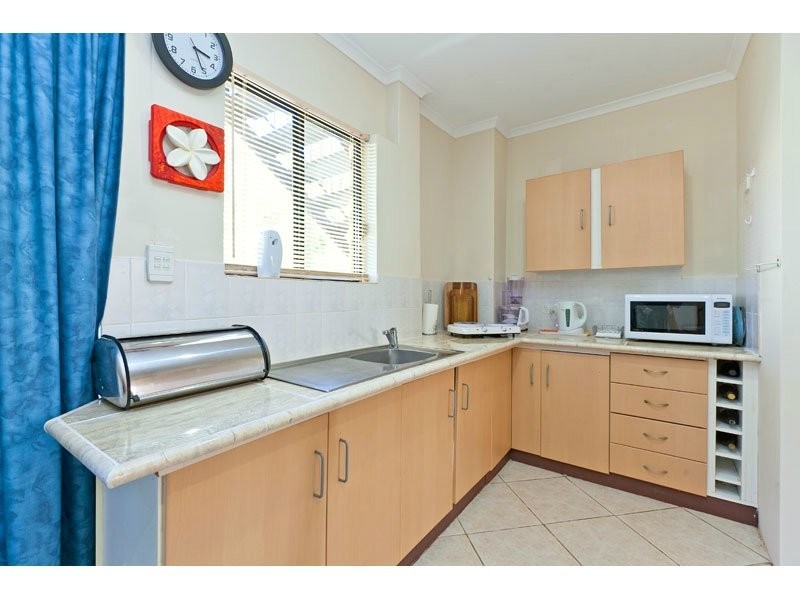 7 Raymond Street, Birkdale QLD 4159