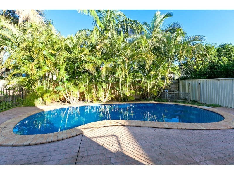 7 Raymond Street, Birkdale QLD 4159