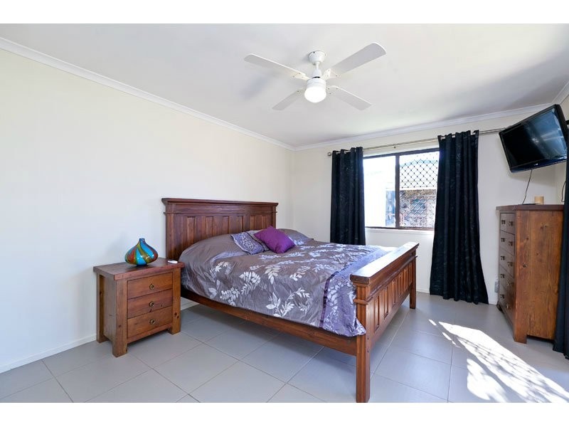 18 Churchill Street, Capalaba QLD 4157