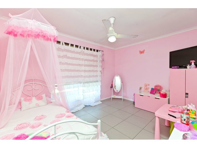 18 Churchill Street, Capalaba QLD 4157