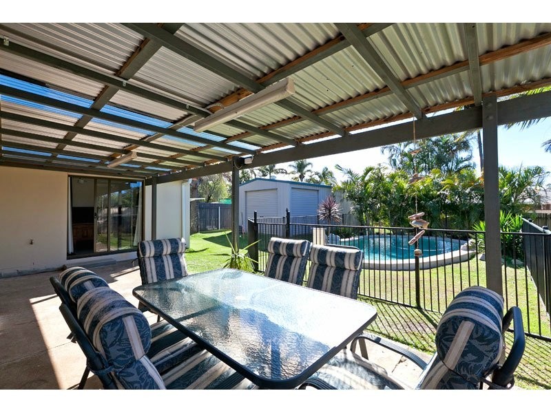 18 Churchill Street, Capalaba QLD 4157