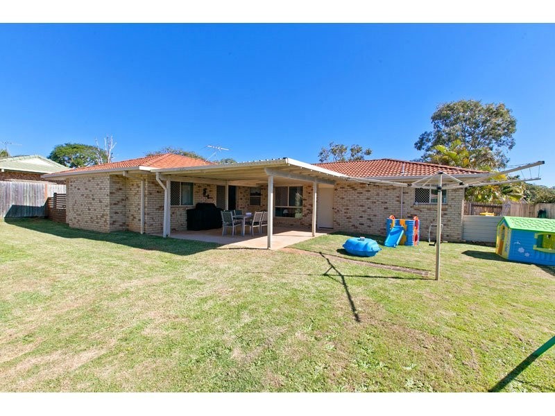 14 Montrose Pl, Redland Bay QLD 4165