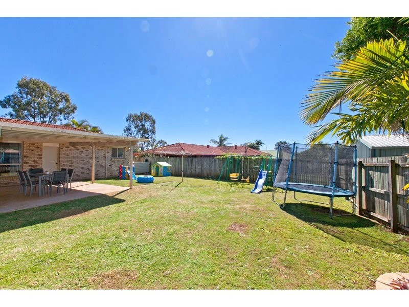 14 Montrose Pl, Redland Bay QLD 4165