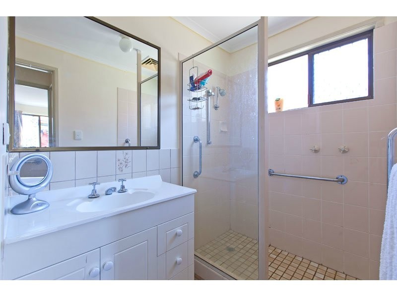 146 Mooroondu Road, Thorneside QLD 4158