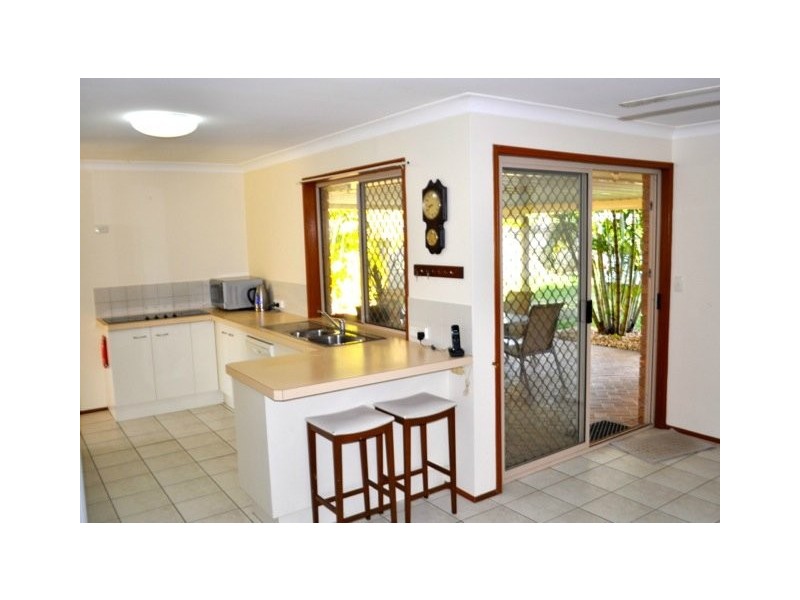 18 Shonagh Court, Birkdale QLD 4159