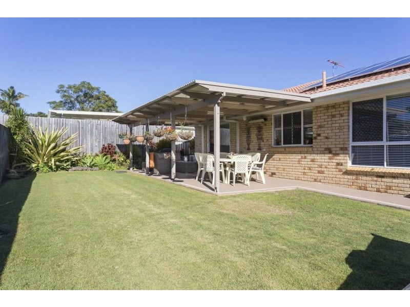 2 Pecan Court, Birkdale QLD 4159