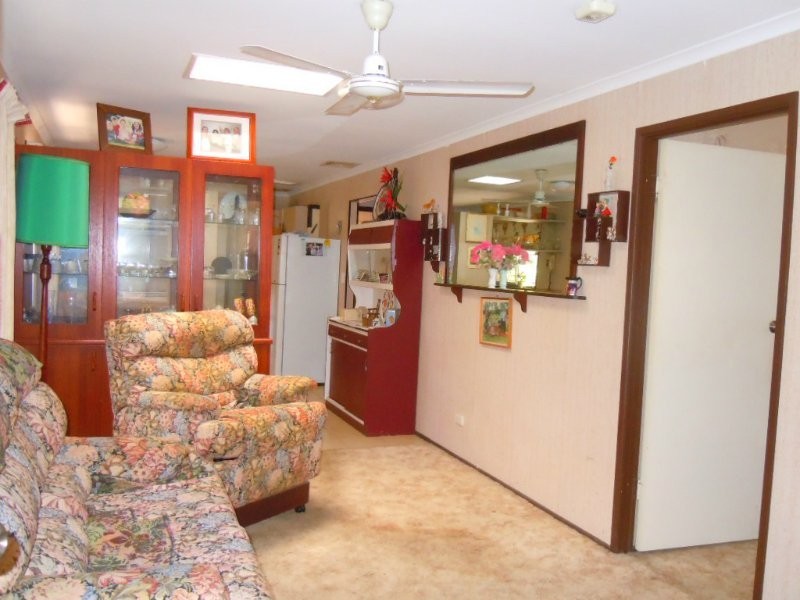 99 Railway Parade, Thorneside QLD 4158