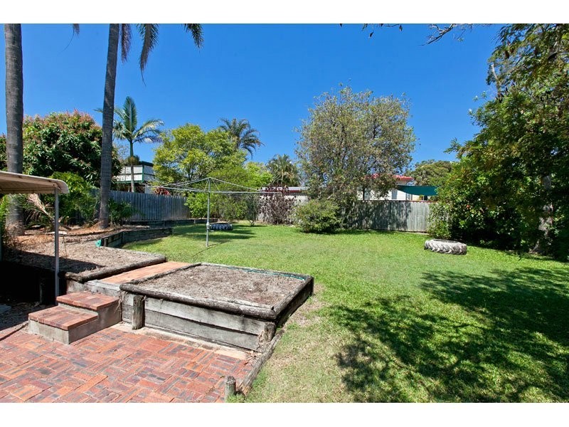 21 Bayford St, Birkdale QLD 4159