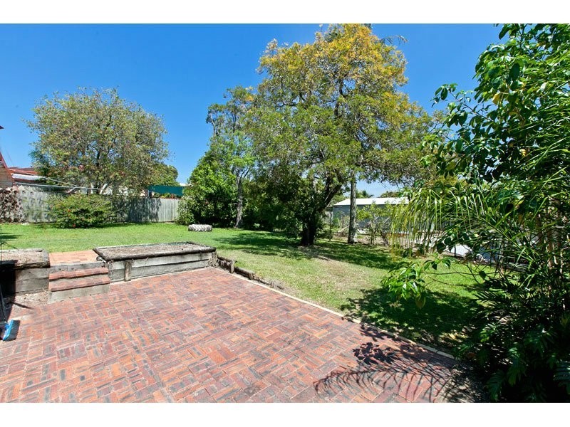 21 Bayford St, Birkdale QLD 4159