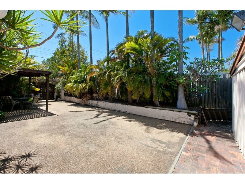 21 Bayford St, Birkdale QLD 4159