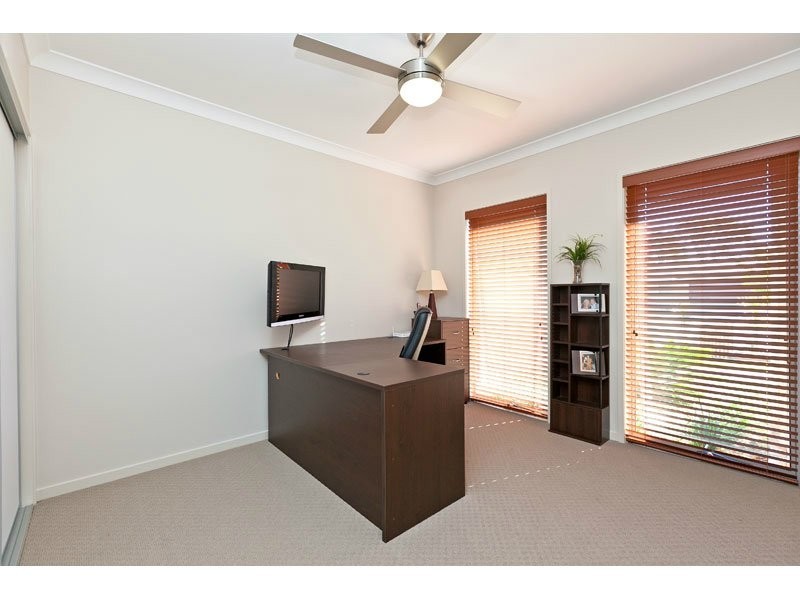 10 Sapium Road, Redland Bay QLD 4165